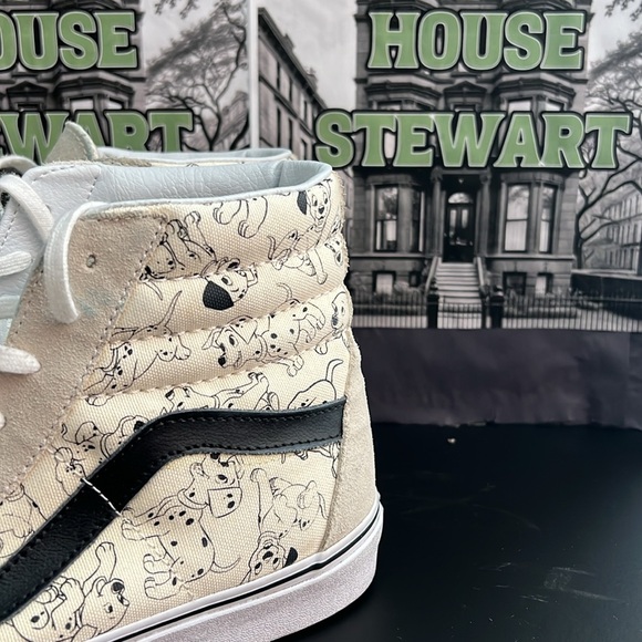 Old Skool 101 Dalmations Disney Vans - Picture 2 of 9